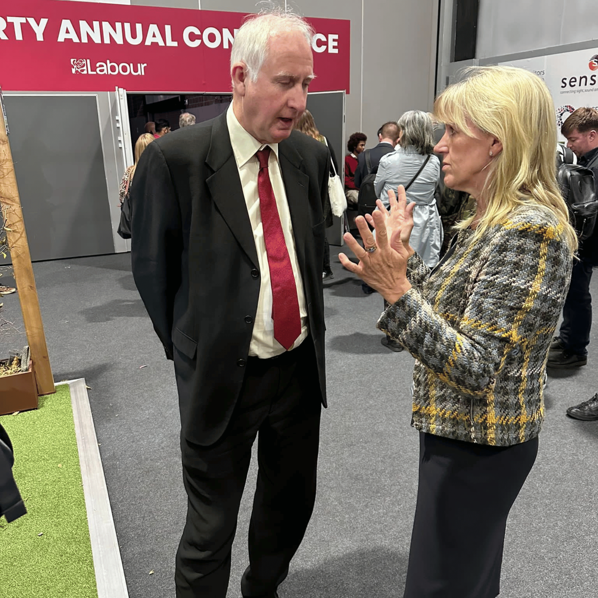 Shadow Minister for Environment, Food and Rural Affairs Daniel Zeichner MP

