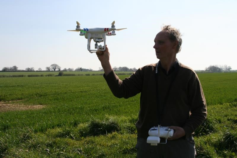 Farmer Chris Eglington and his drone_27888