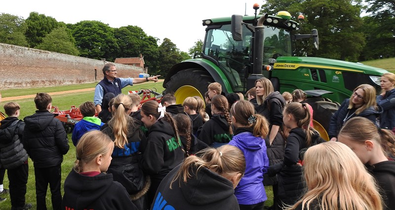 Student Farmer: Welwyn St Mary school visit