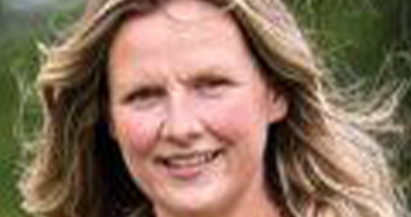 Annie Carr