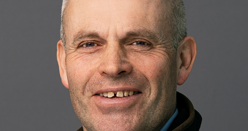 Robert Davies 