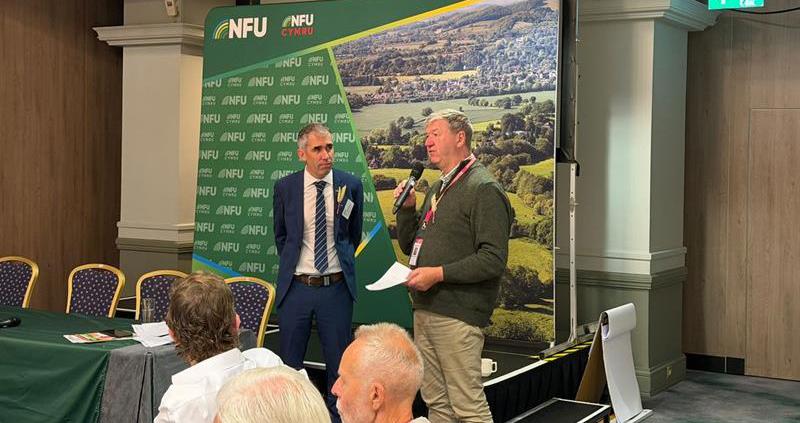 Industry challenges top of the agenda at NFU's Liberal Democrat reception