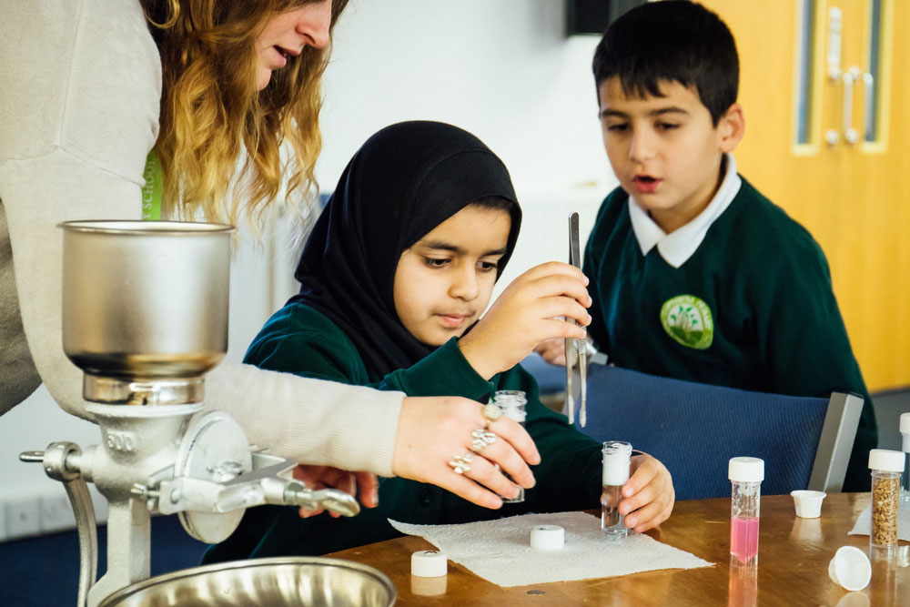 NFU Education visit inner city primary school in Derby