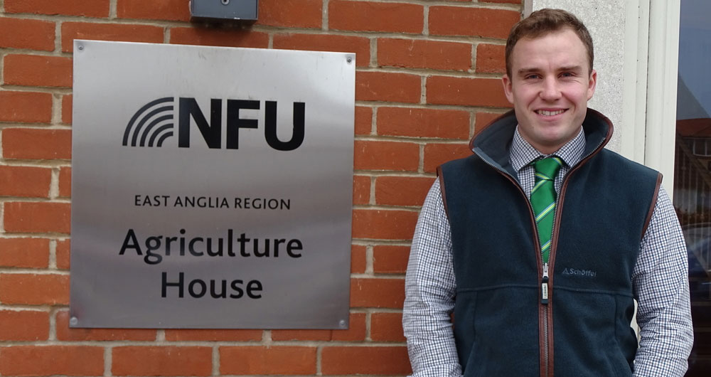 Beds and Hunts County Adviser Oliver Rubinstein Beds and Hunts County Adviser Oliver Rubinstein
